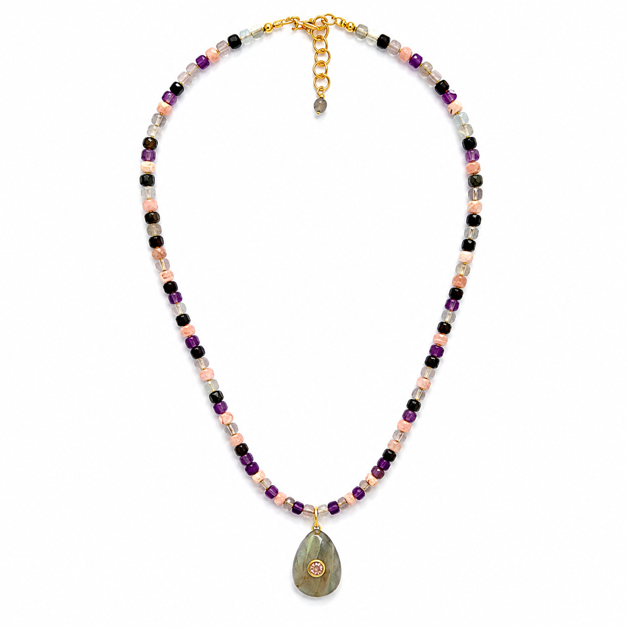Collier Laura