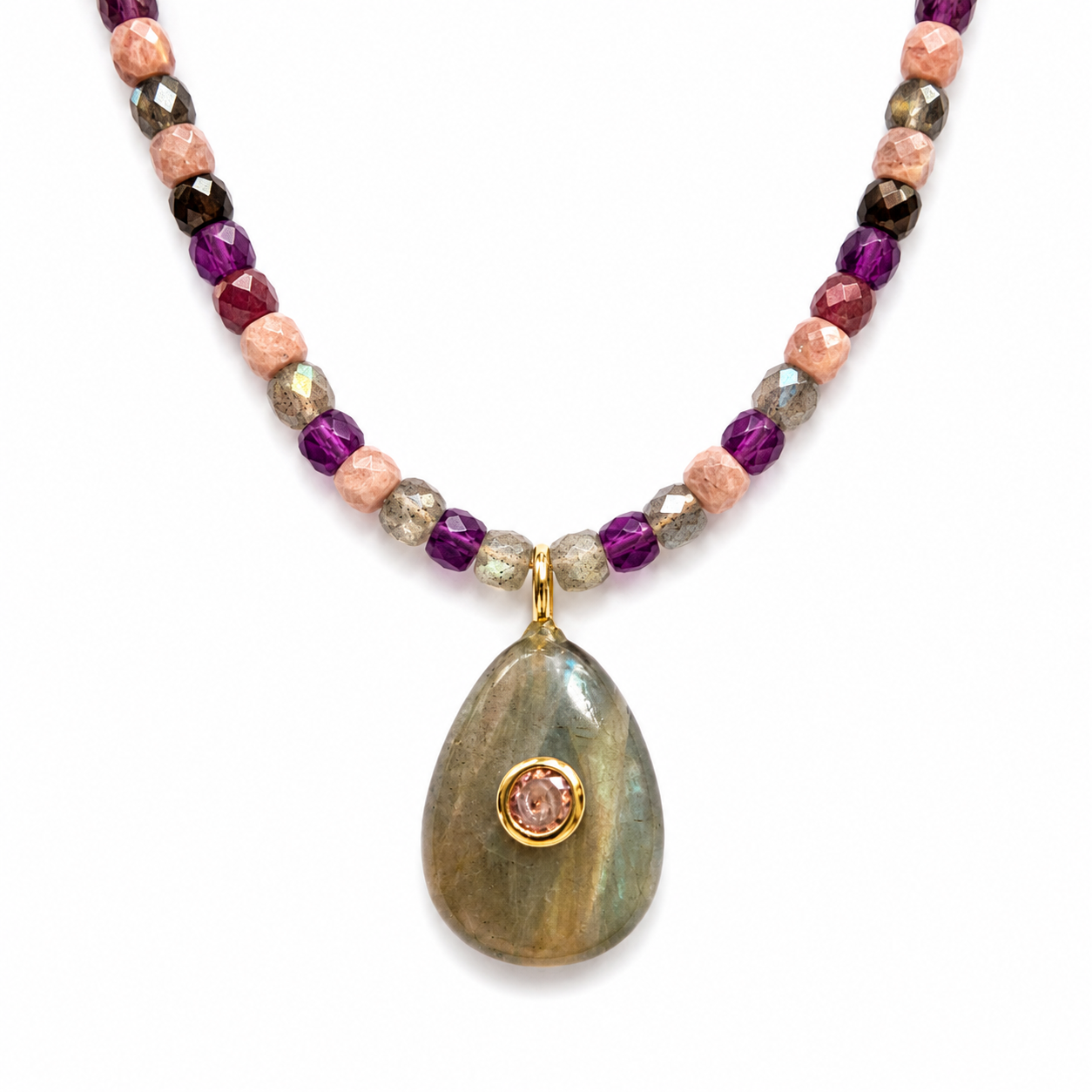 Collier Laura